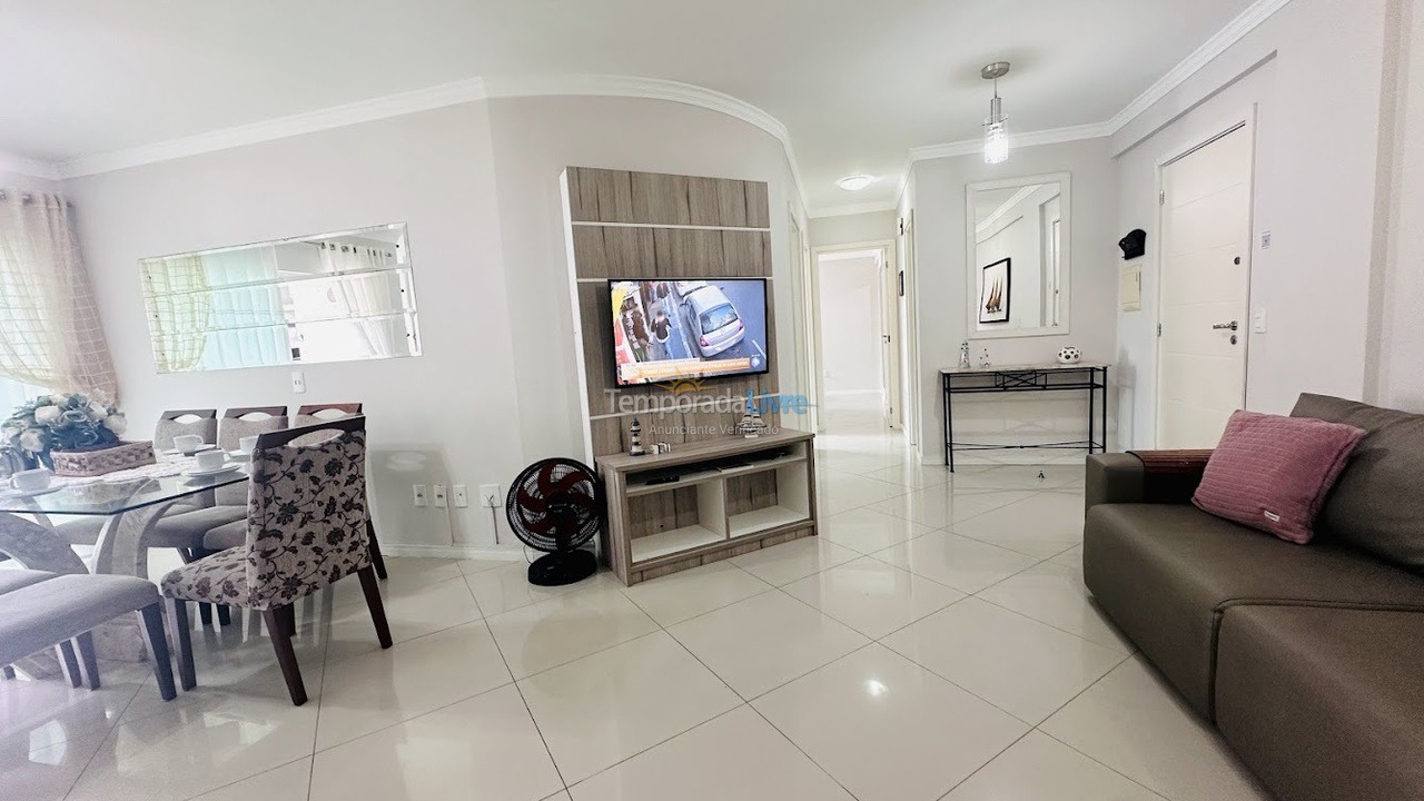 Apartamento para aluguel de temporada em Bombinhas (Praia de Bombas)