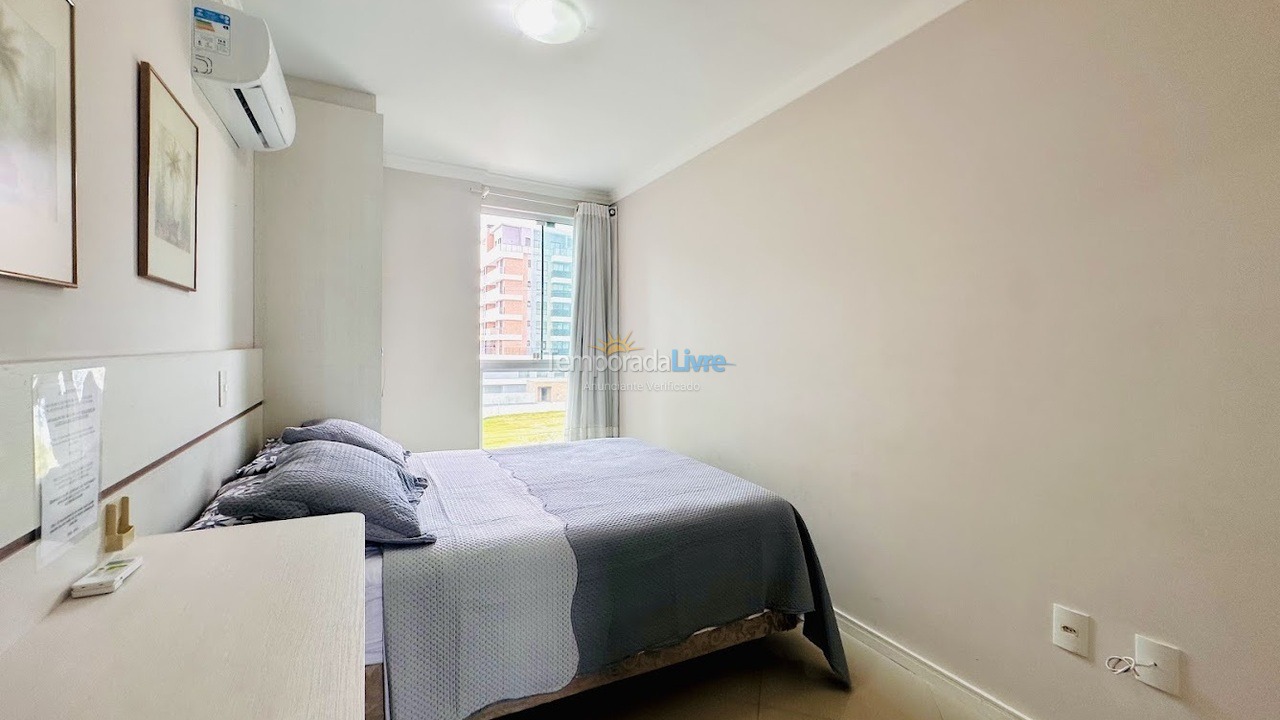 Apartamento para aluguel de temporada em Bombinhas (Praia de Bombas)