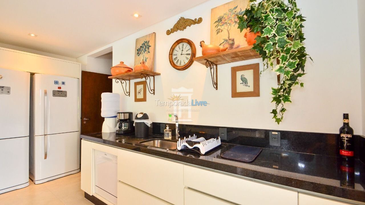 House for vacation rental in Florianopolis (Jurerê Internacional)