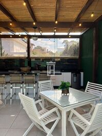 Vacation Home with 7 Bedrooms in Jurerê Internacional