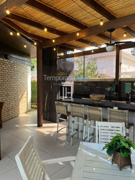 House for vacation rental in Florianopolis (Jurerê Internacional)