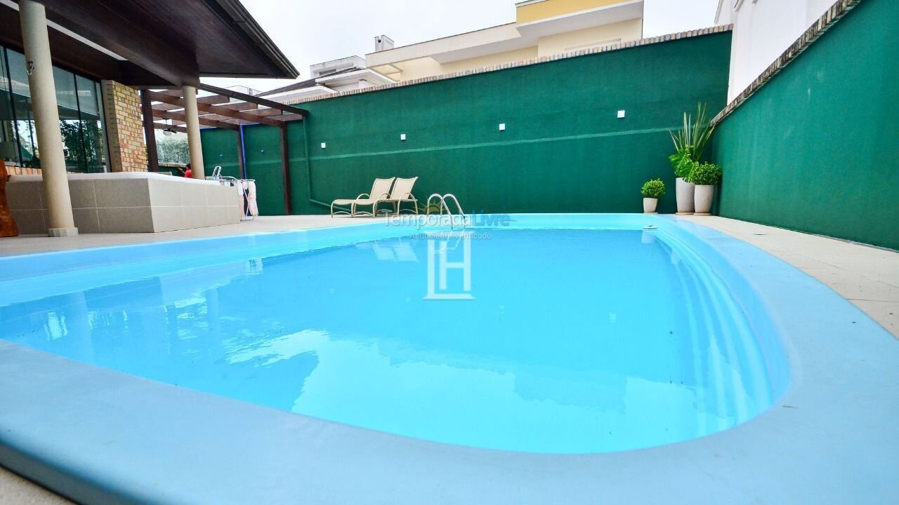 House for vacation rental in Florianopolis (Jurerê Internacional)