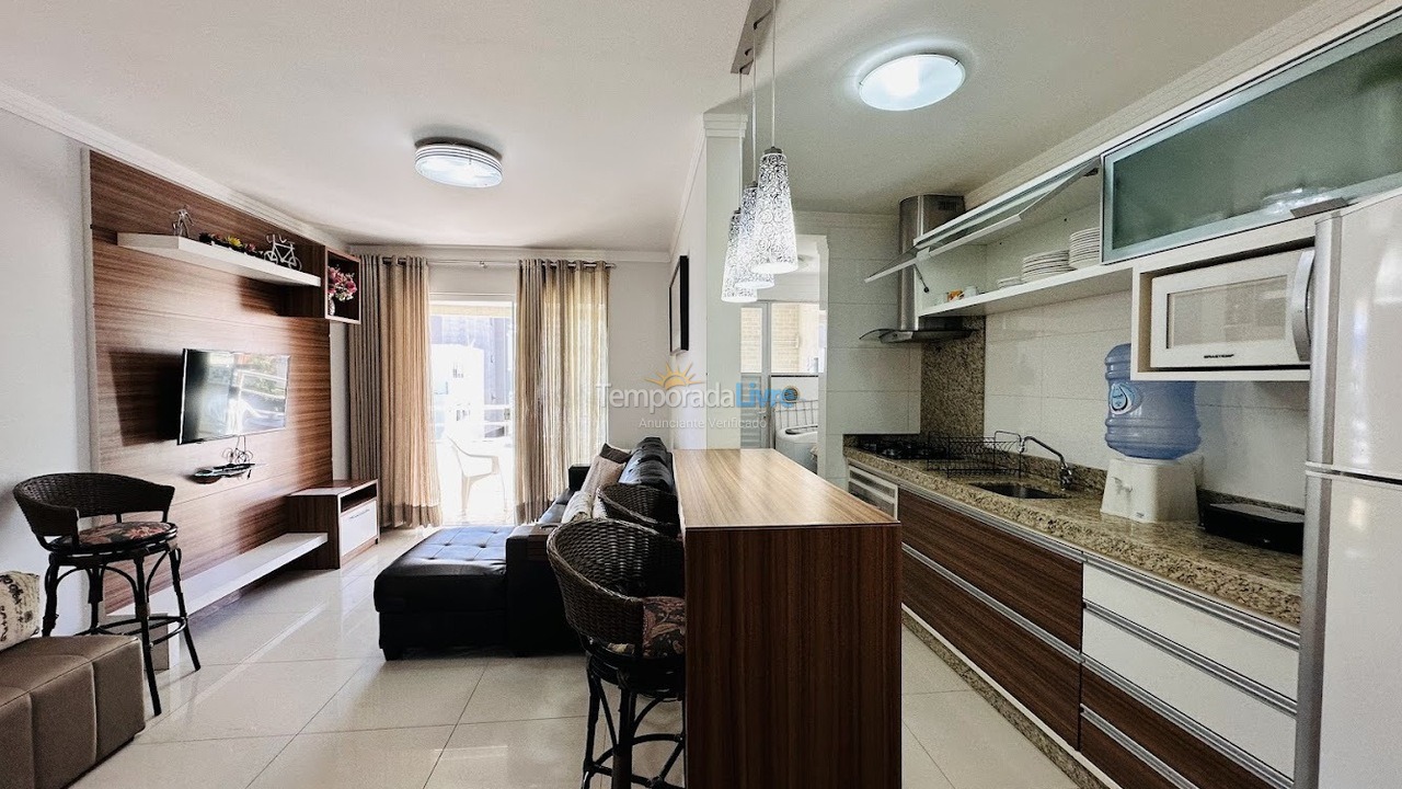 Apartamento para aluguel de temporada em Bombinhas (Praia de Bombas)