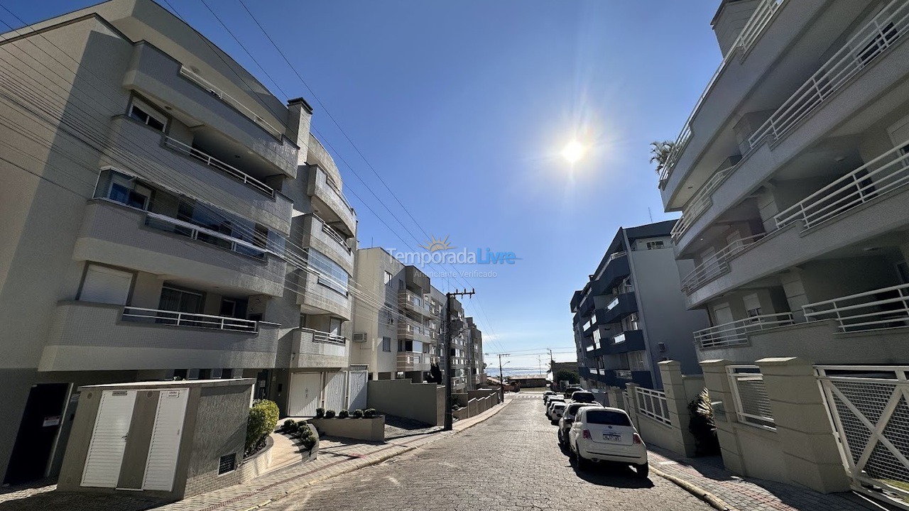 Apartamento para aluguel de temporada em Bombinhas (Praia de Bombas)