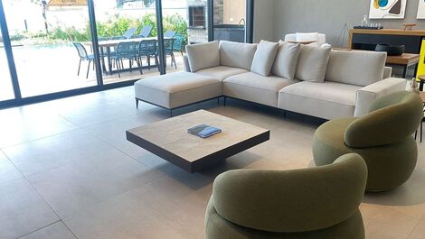 PE HOUSE ON THE SAND ON MARESIAS BEACH FOR NEW YEAR'S EVE