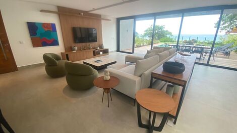 PE HOUSE ON THE SAND ON MARESIAS BEACH FOR NEW YEAR'S EVE