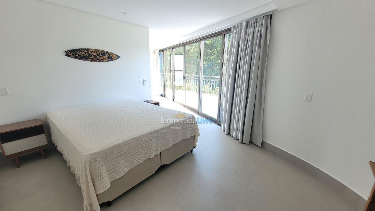 Casa para aluguel de temporada em São Sebastião (Camburi)