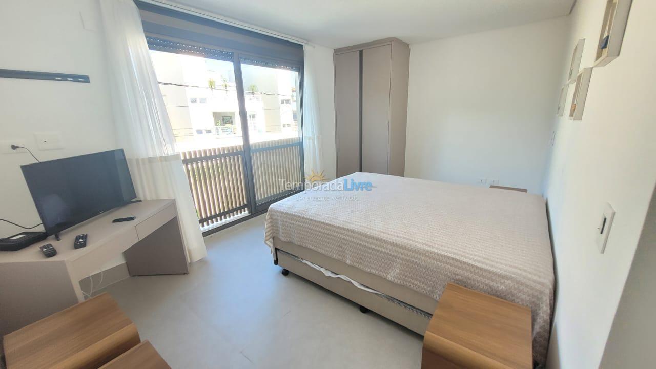 Casa para aluguel de temporada em São Sebastião (Camburi)