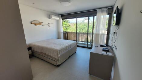 CASA BEM PERTINHO DA PRAIA DE JUQUEHY