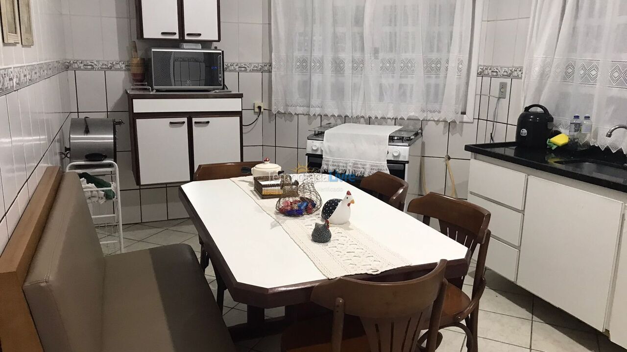 Granja para alquiler de vacaciones em Guararema (Freguesia da Escada)