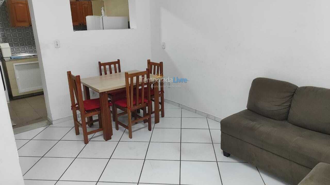 Casa para aluguel de temporada em Cabo Frio (Praia do Forte)