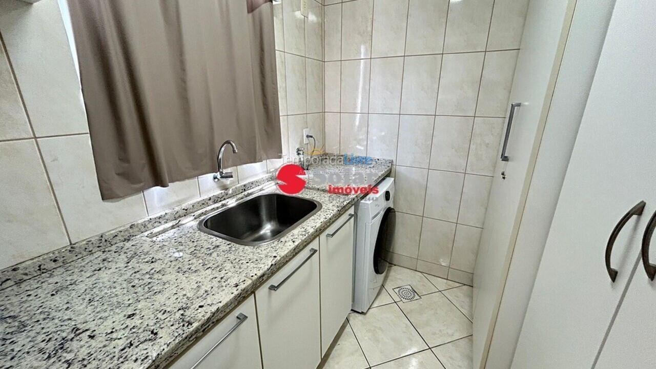 Apartment for vacation rental in Itapema (Meia Praia)