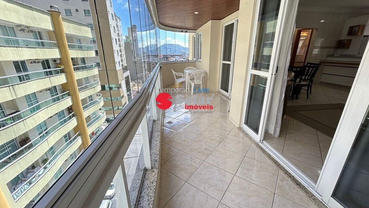 Apartment for vacation rental in Itapema (Meia Praia)