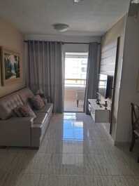 Apartamento com muita estrutura a 250 mt da praia com serviço de praia