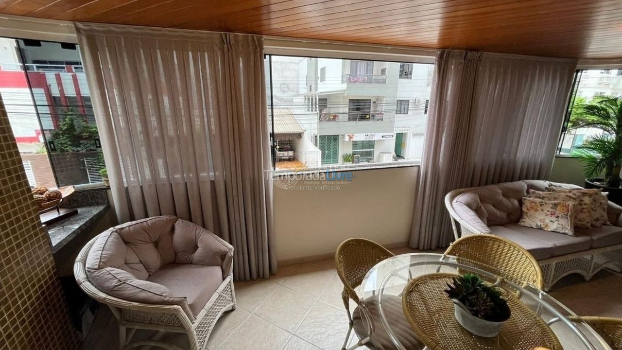 Apartment for vacation rental in Balneário Camboriú (Praia Central)