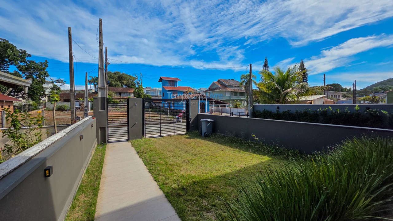 Casa para aluguel de temporada em São Francisco do Sul (Itaguaçu)