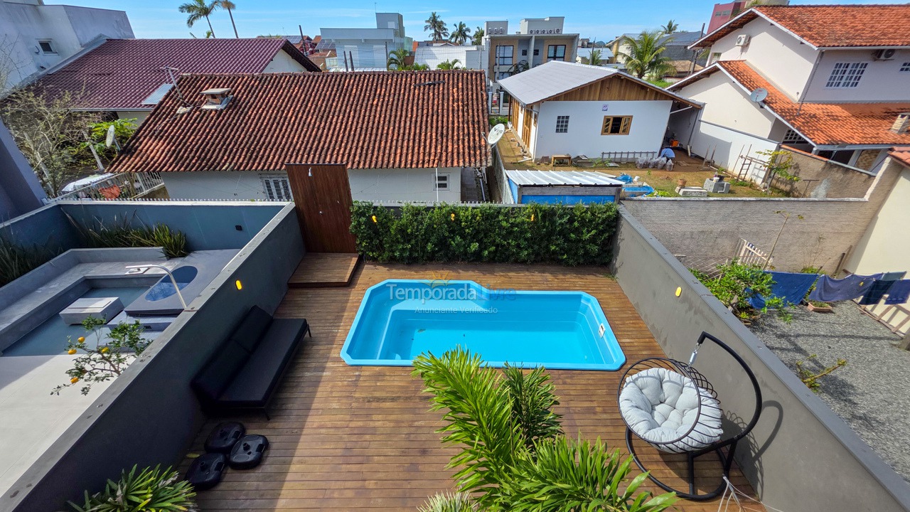 Casa para aluguel de temporada em São Francisco do Sul (Itaguaçu)