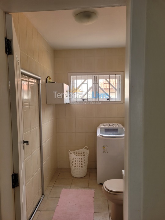 Casa para aluguel de temporada em Florianopolis (Praia dos Ingleses)