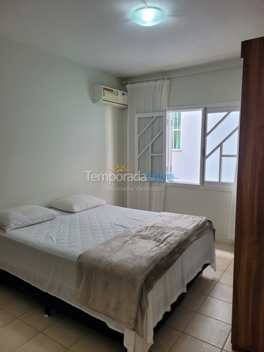 Casa para aluguel de temporada em Florianopolis (Praia dos Ingleses)