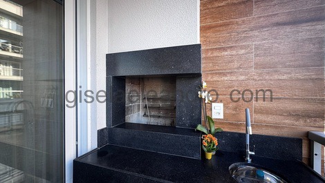 Apto de luxo em Jurere a 100 metros do mar