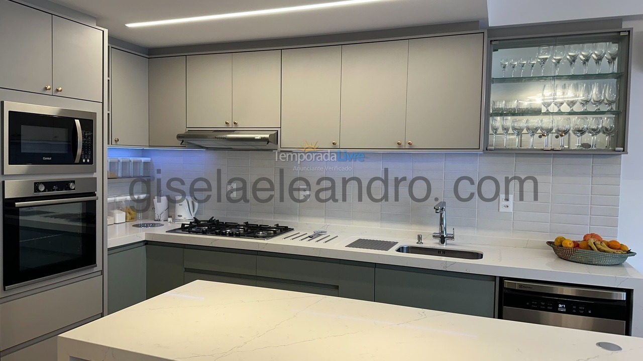 Apartamento para aluguel de temporada em Florianopolis (Jurerê Internacional)