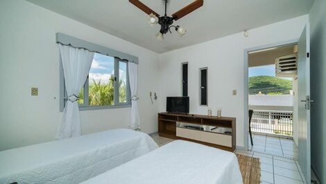 Casa de 5 dormitorios en la playa de Zimbros