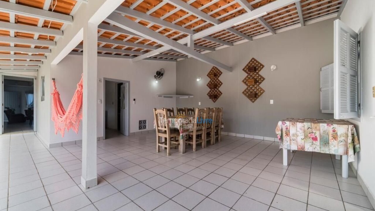 Casa para alquiler de vacaciones em Bombinhas (Praia de Zimbros)