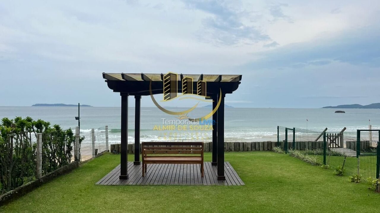 Casa para aluguel de temporada em Bombinhas (Ilhas)