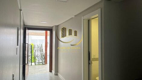 Sobrado em 4 ilhas - Frente Mar