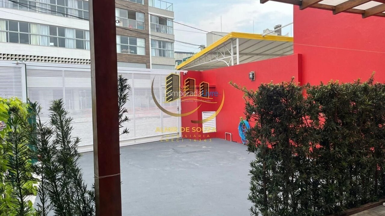 Casa para aluguel de temporada em Bombinhas (Ilhas)