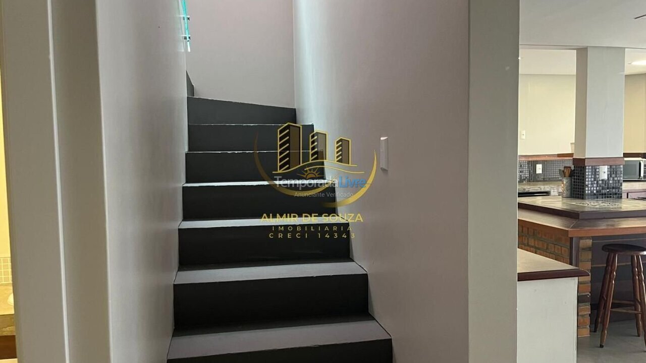 Casa para aluguel de temporada em Bombinhas (Ilhas)