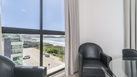 Panoramic Oceanfront Apartment - for 2 adults and 2 children
