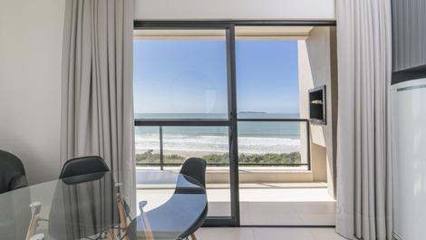 Panoramic Oceanfront Apartment - for 2 adults and 2 children