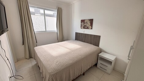 APARTAMENTO COM 2 DORMITÓRIOS NA PRAIA