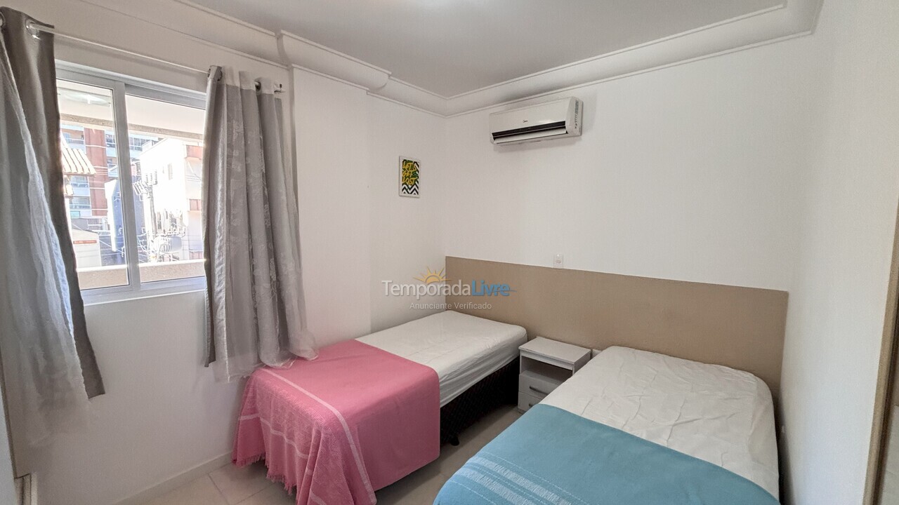 Apartamento para aluguel de temporada em Bombinhas (Praia de Bombas)