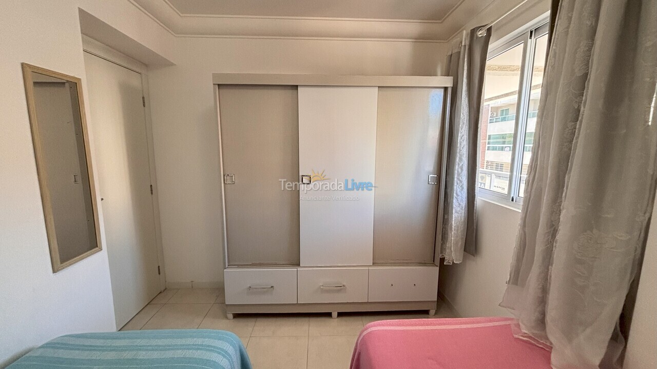 Apartamento para aluguel de temporada em Bombinhas (Praia de Bombas)