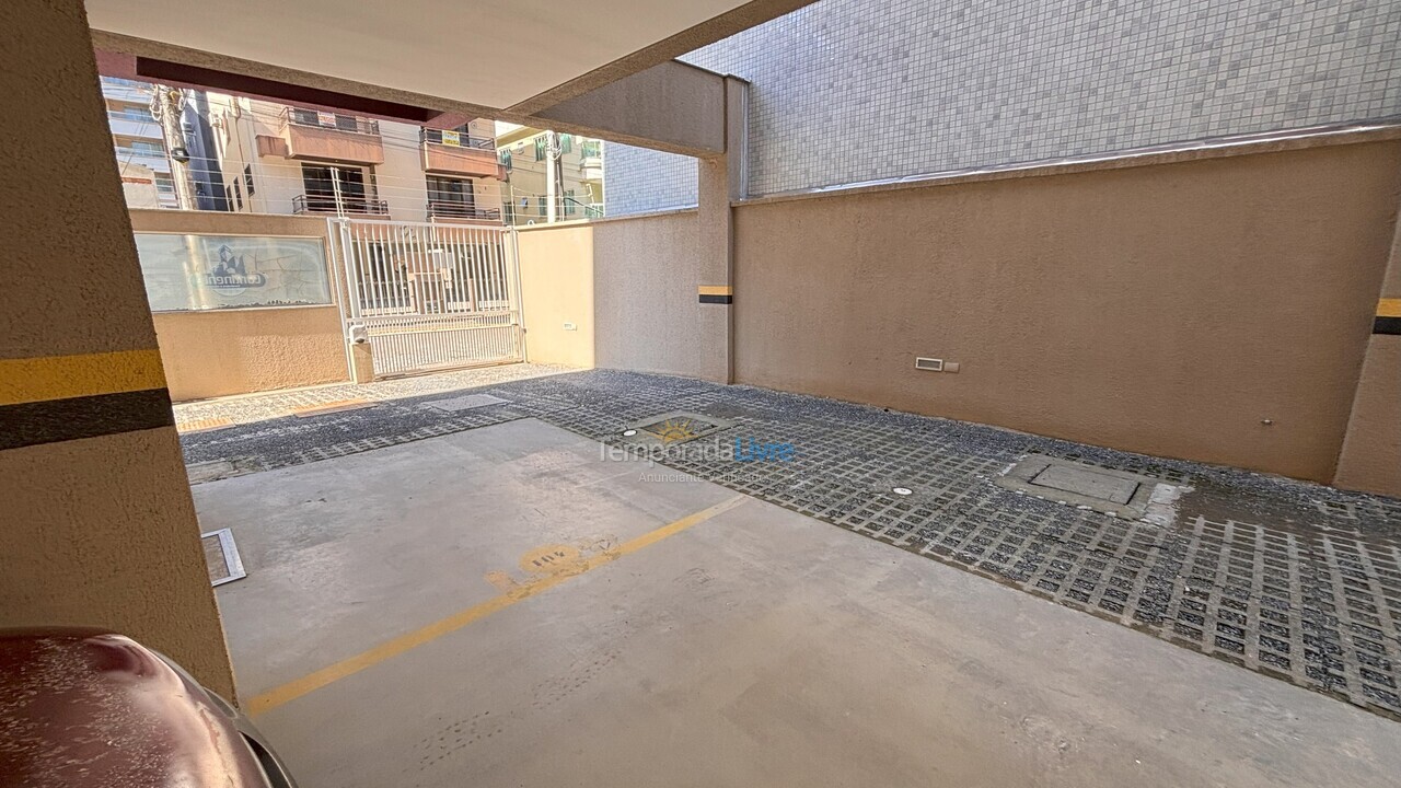 Apartamento para aluguel de temporada em Bombinhas (Praia de Bombas)