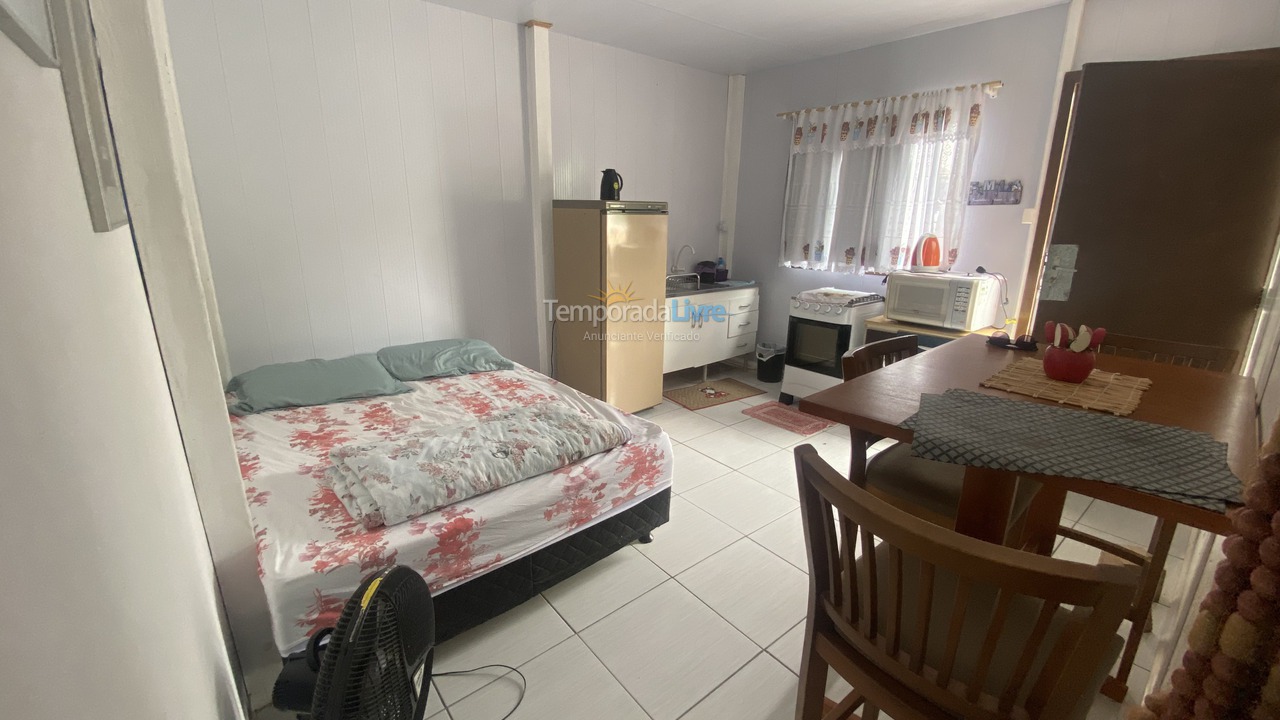 Casa para aluguel de temporada em Navegantes (Gravatá)