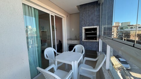 2-BEDROOM APARTMENT A FEW METERS FROM THE SEA IN BOMBAS