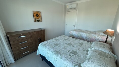 2-BEDROOM APARTMENT A FEW METERS FROM THE SEA IN BOMBAS