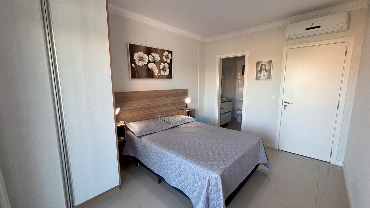 Apartment for vacation rental in Bombinhas (Praia de Bombas)