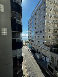 Pertinho da praia, bem mobiliado 1 suíte + 2 demi