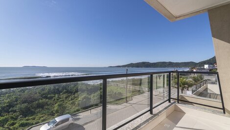 Apartamento frente al mar con jacuzzi