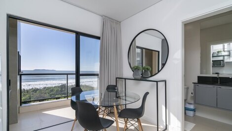 Apartamento frente al mar con jacuzzi