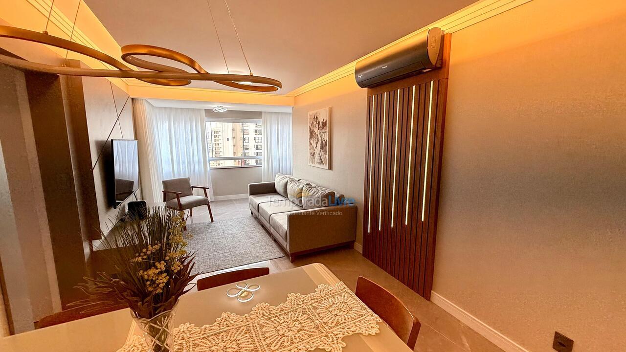 Apartment for vacation rental in Balneário Camboriú (Centro)
