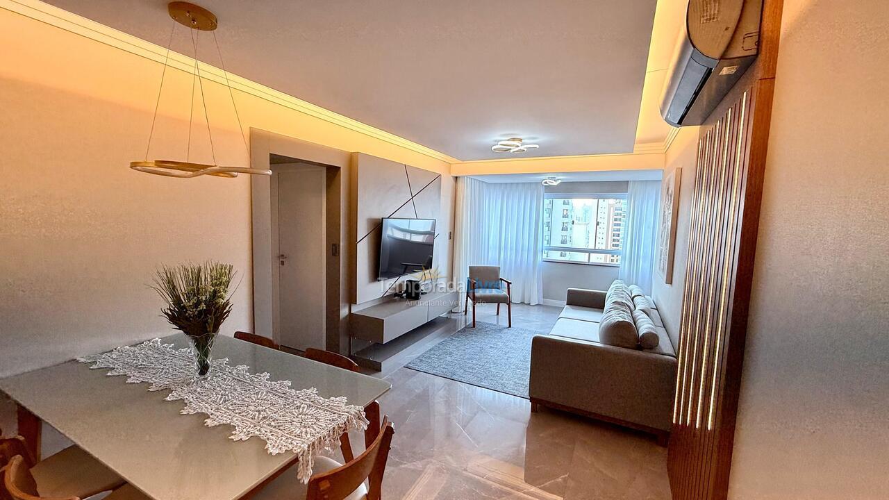 Apartment for vacation rental in Balneário Camboriú (Centro)