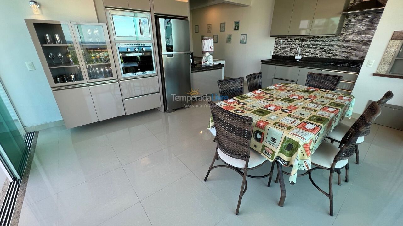 Apartment for vacation rental in Bombinhas (Mariscal)