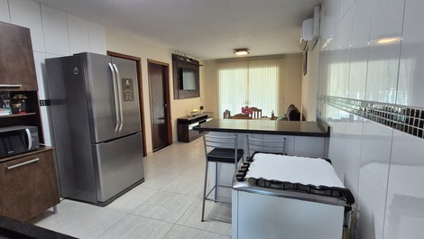 Excelente Residência a 900m da praia em Ipanema/Pontal/Pr Com WI-FI