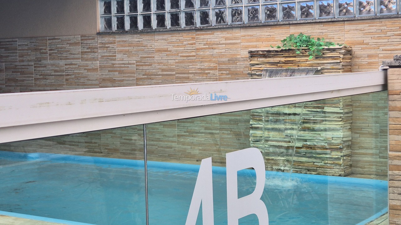 Casa para aluguel de temporada em Pontal do Paraná (Ipanema)