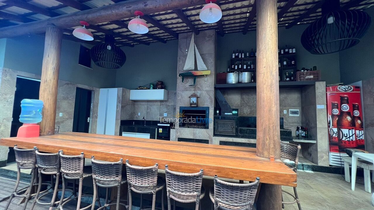 Casa para aluguel de temporada em Bombinhas (Canto Grande)